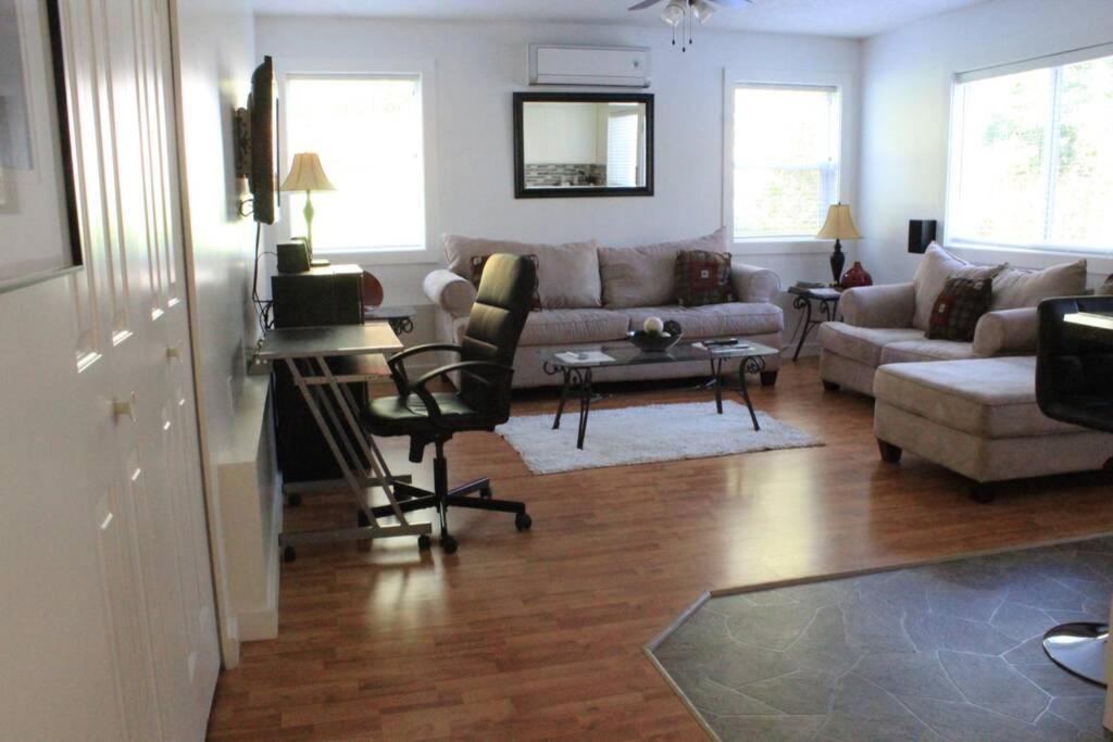 Memory Lane Guest Suite Сук Екстер'єр фото